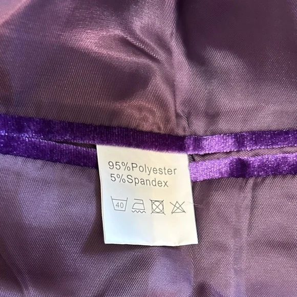 Men’s Coofandy Elegant Purple Velvet Blazer - Picture 5 of 9